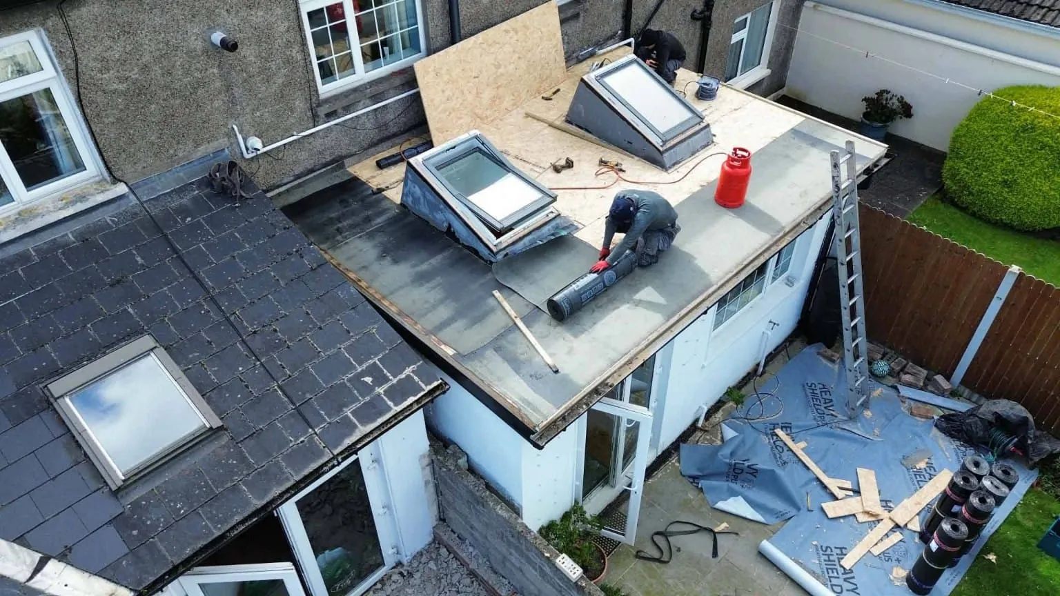 Torch-on felt roof under way