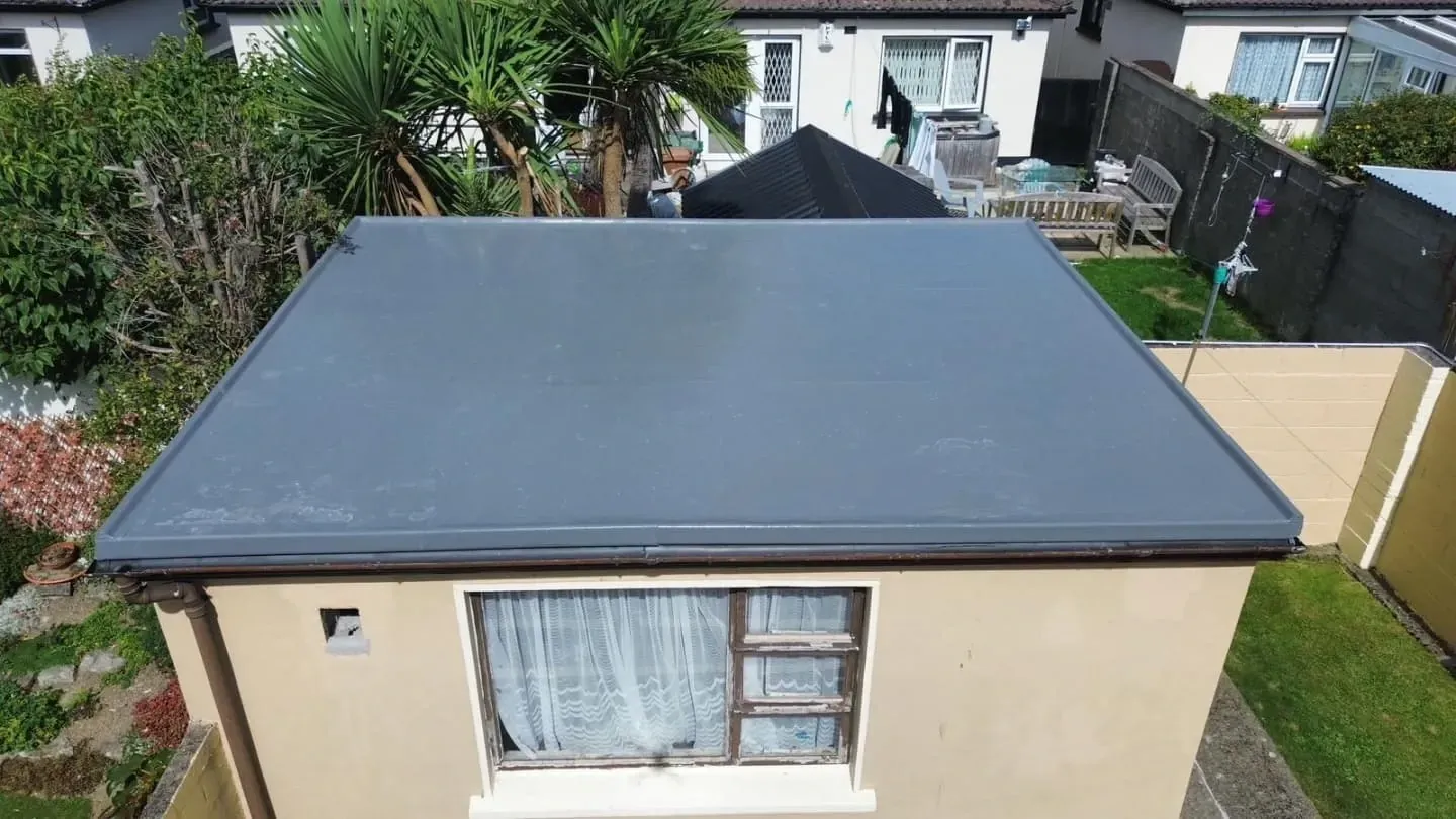 Flat roof on a bungalow extension