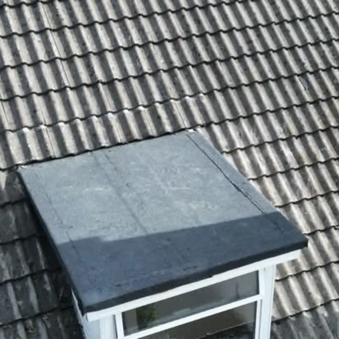 Flat roof over a porch